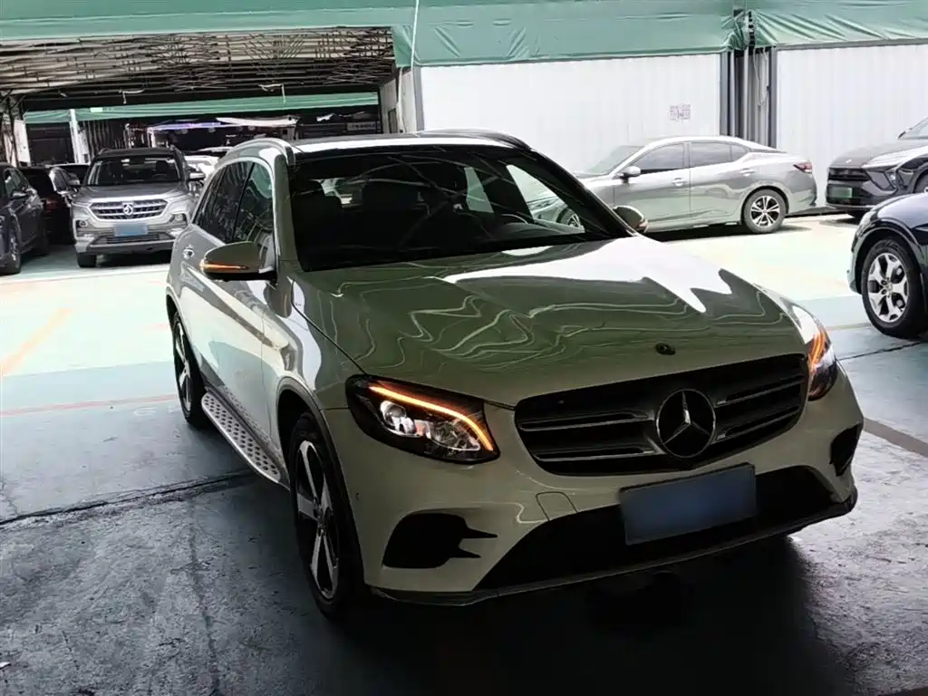 Mercedes-Benz GLC 2019 Facelift GLC 260 L 4MATIC Luxury фото 4