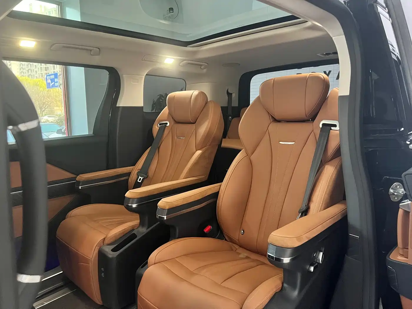 Hongqi HONGQI HS7 PHEV