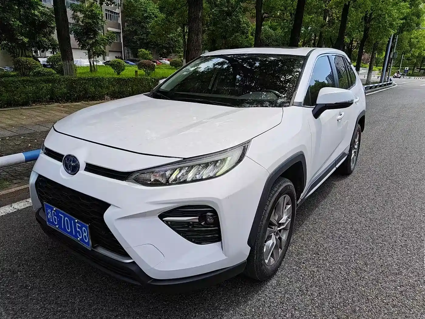 Toyota Wildlander 2022 Hybrid 2.5L E-CVT FWD Leading Edition