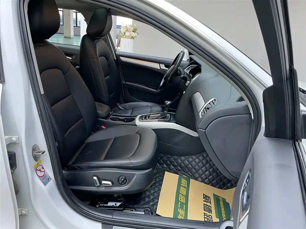 Audi A4L 2016 35 TFSI Automatic Standard фото 19
