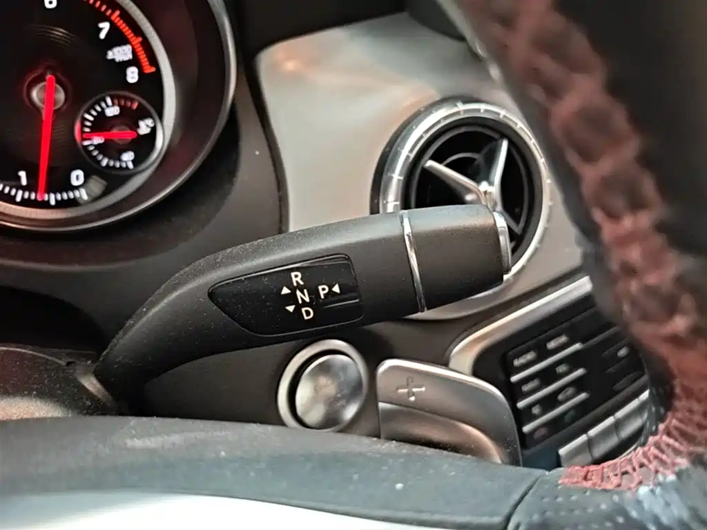 Mercedes-Benz CLA (Import) 2016 Facelift CLA 220 4MATIC фото 14
