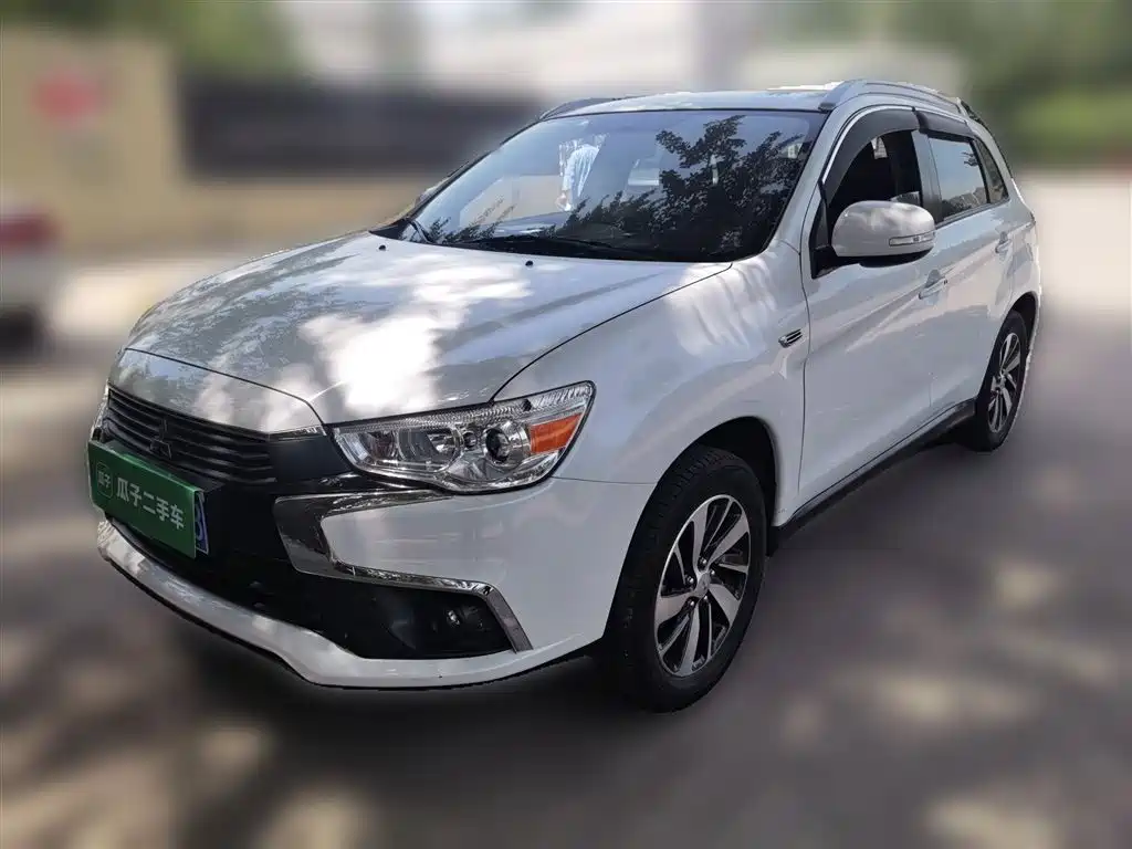 Mitsubishi ASX 2016 2.0L CVT 2WD Navigation Edition фото 2