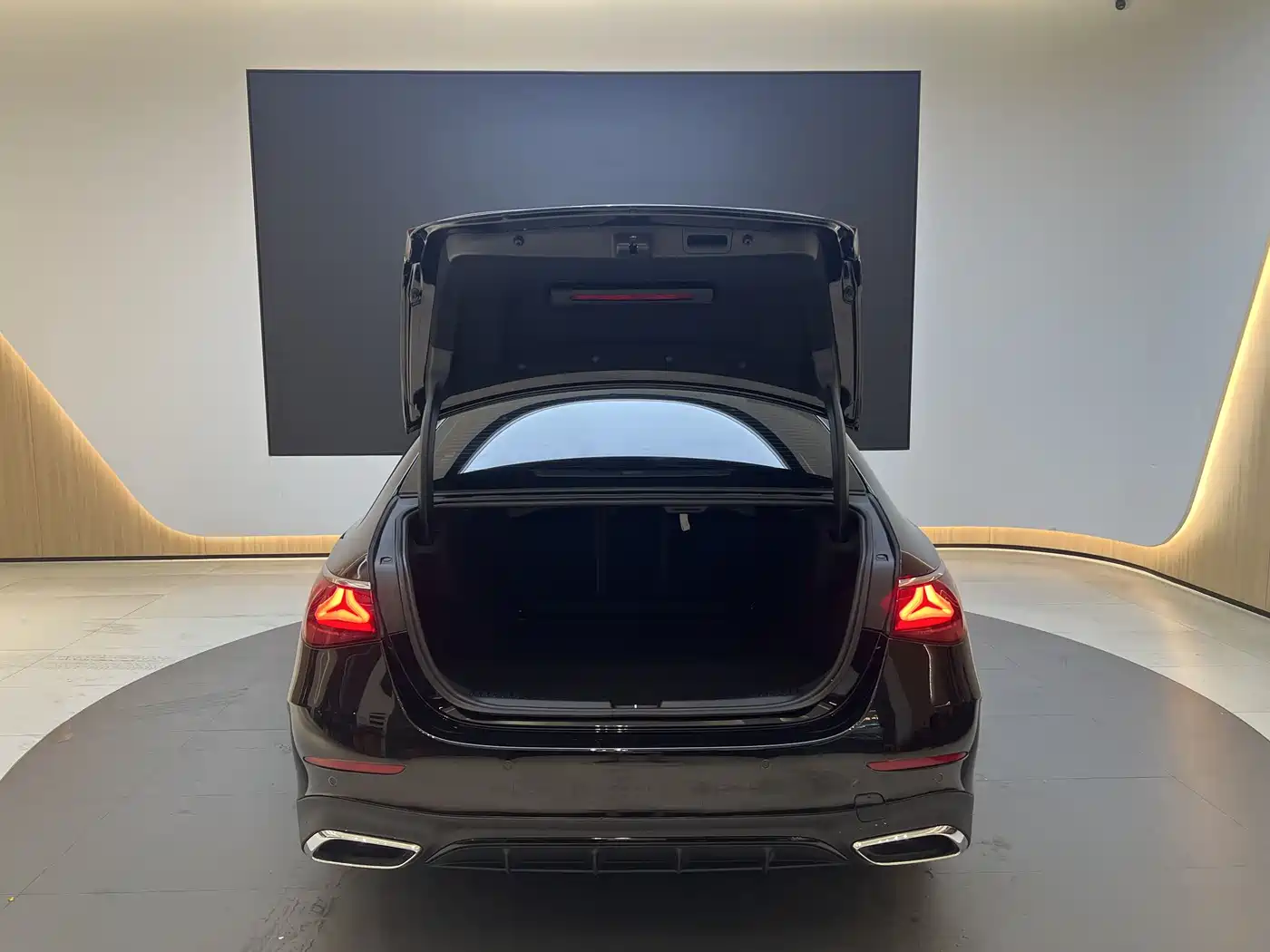 Mercedes-Benz E-Class (Import) 2024 E 260 Sport Edition фото 14