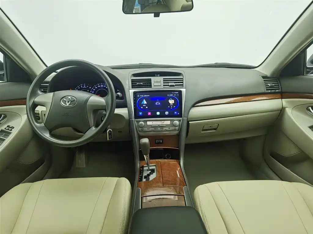 Toyota Camry 2013 200E Classic Elite Edition фото 5