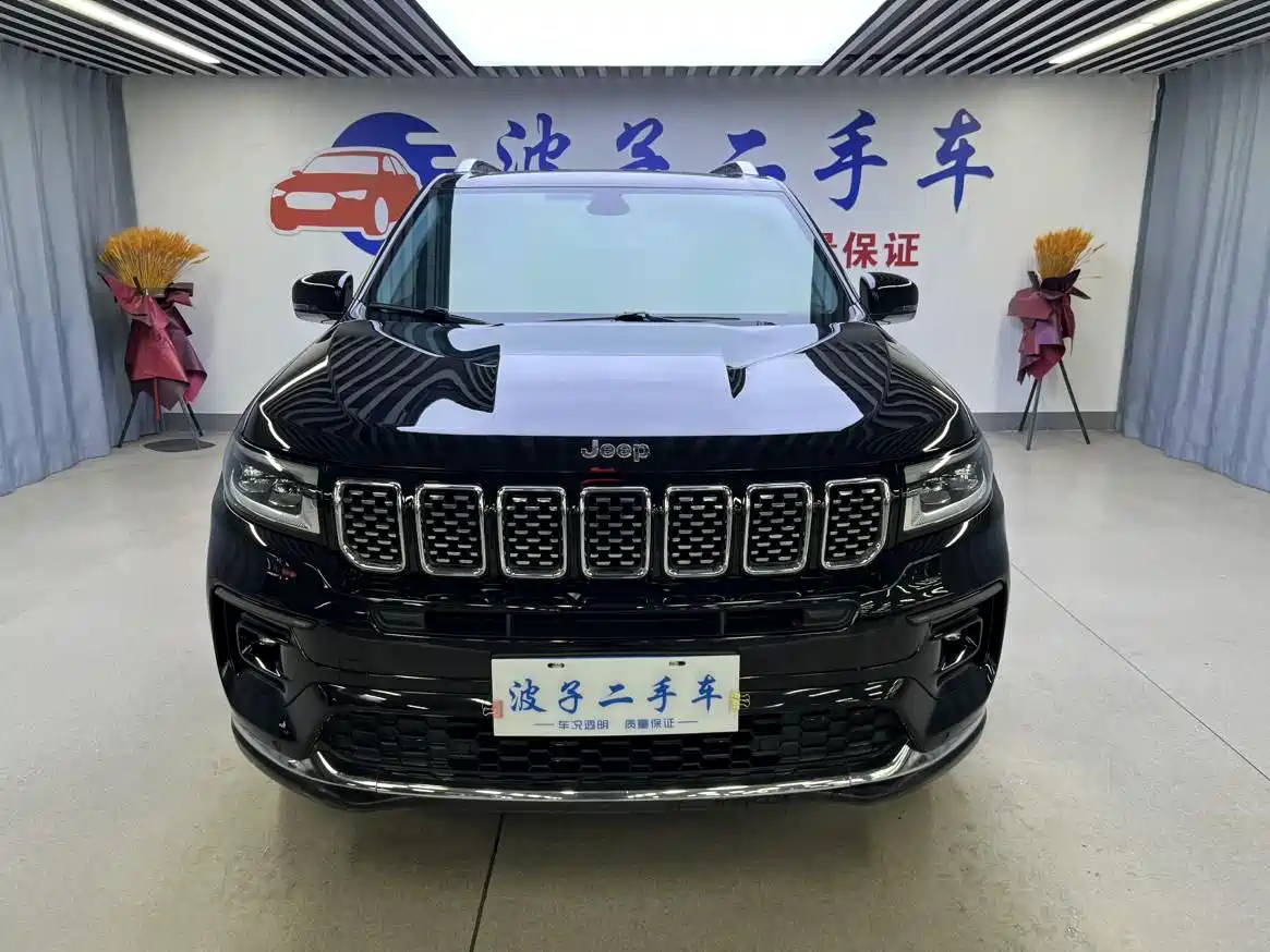 JEEP GRAND COMMANDER