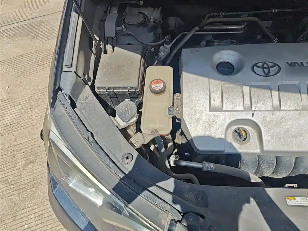 Toyota RAV4 Rongfang 2016 2.0L CVT 2WD Smart (China V) фото 21