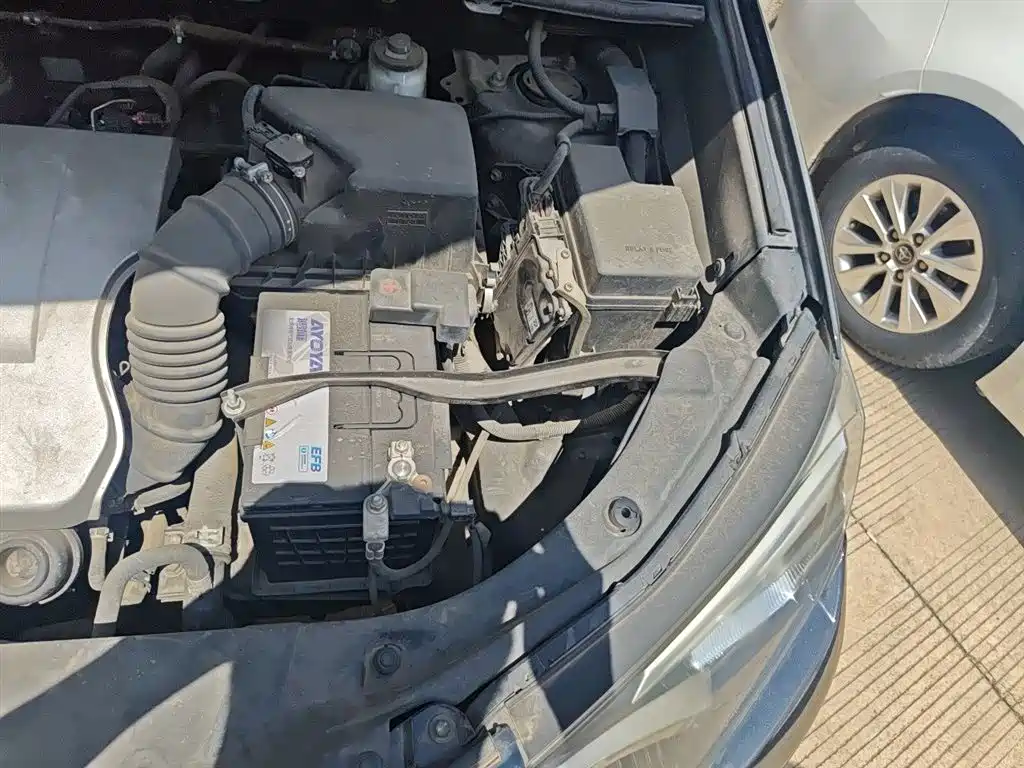 Toyota RAV4 Rongfang 2016 2.0L CVT 2WD Smart (China V) фото 22