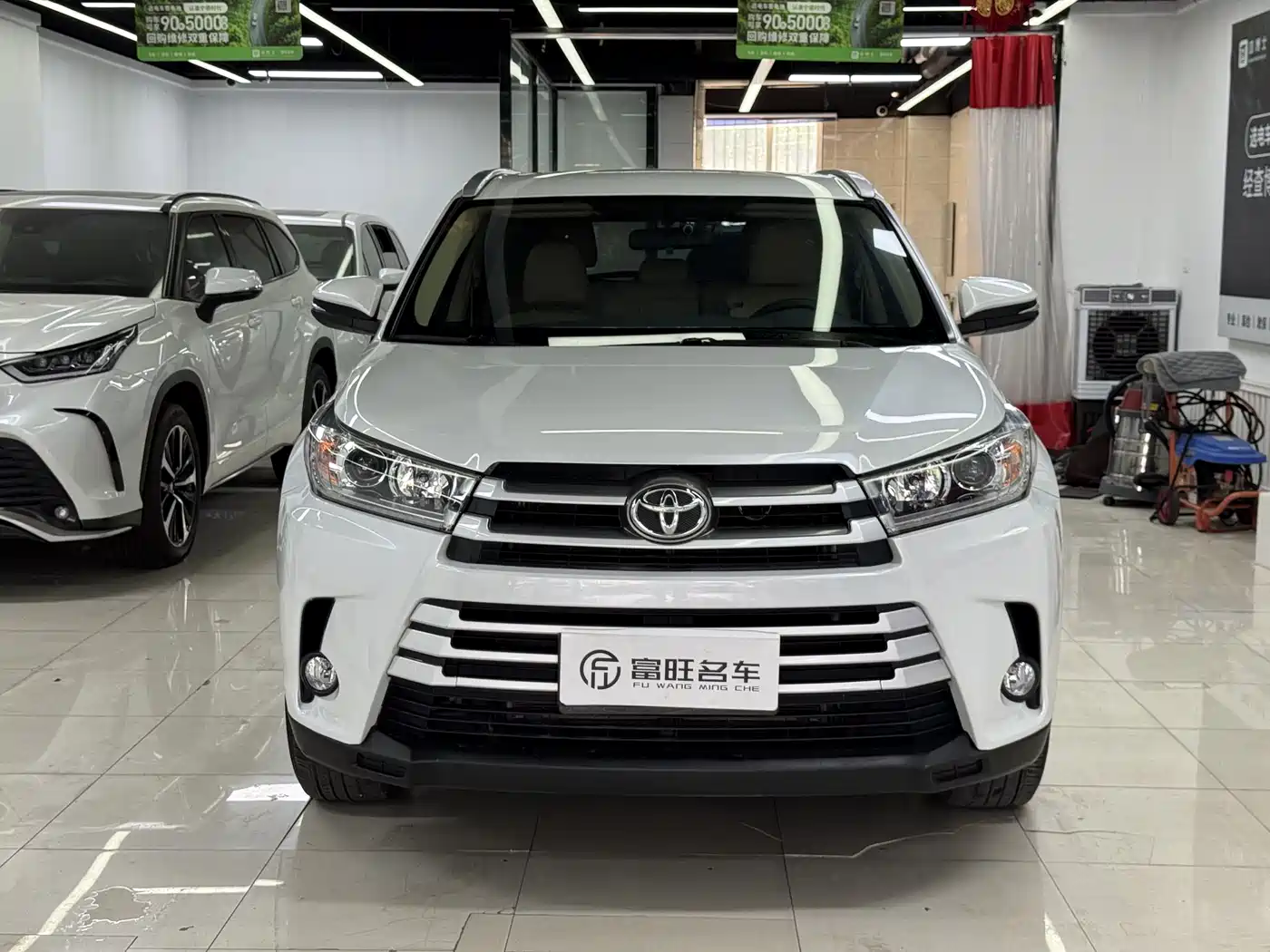 Toyota Highlander 2021 2.0T AWD Elite 7-Seater фото 2