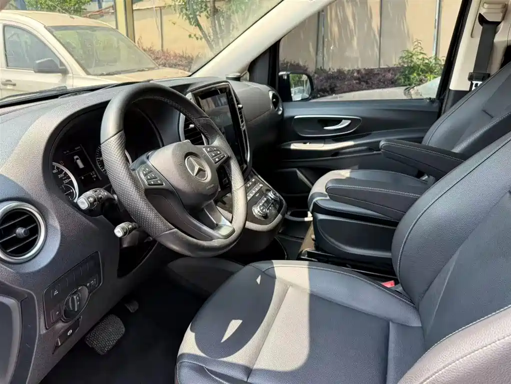 Mercedes-Benz Vito 2016 2.0T Business Edition фото 6