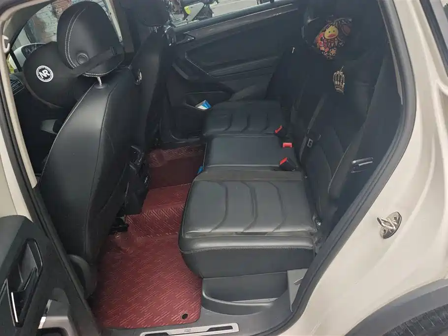 Volkswagen Tiguan L 2021 330TSI Automatic 2WD R-Line Premium фото 11
