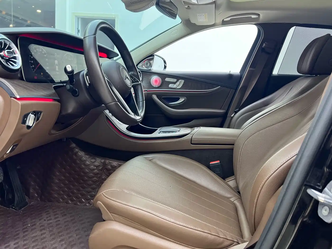 Mercedes-Benz E-Class 2023 Facelift E 300 L Luxury фото 11