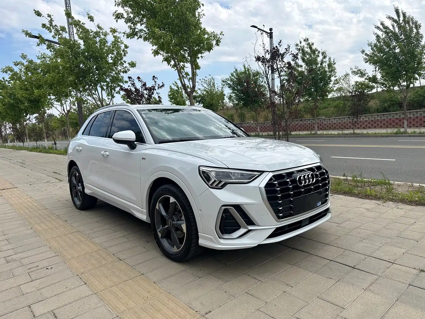 Audi Q3 2022 35 TFSI Fashion Dynamic фото 3
