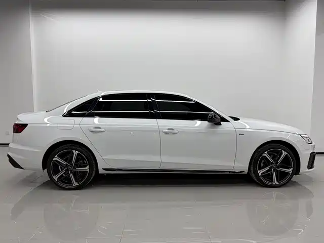 Audi A4L 2024 40 TFSI Luxury Dynamic — фото 3