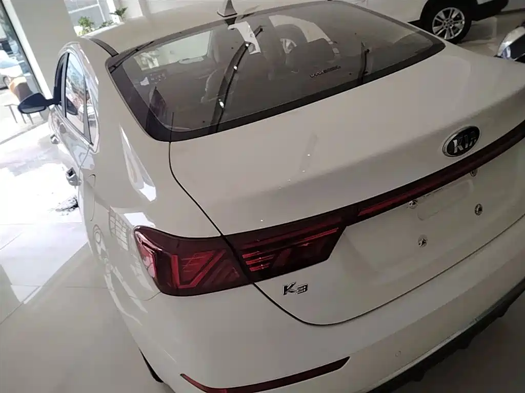 Kia K3 2019 1.5L CVT Smart Connect Edition фото 5