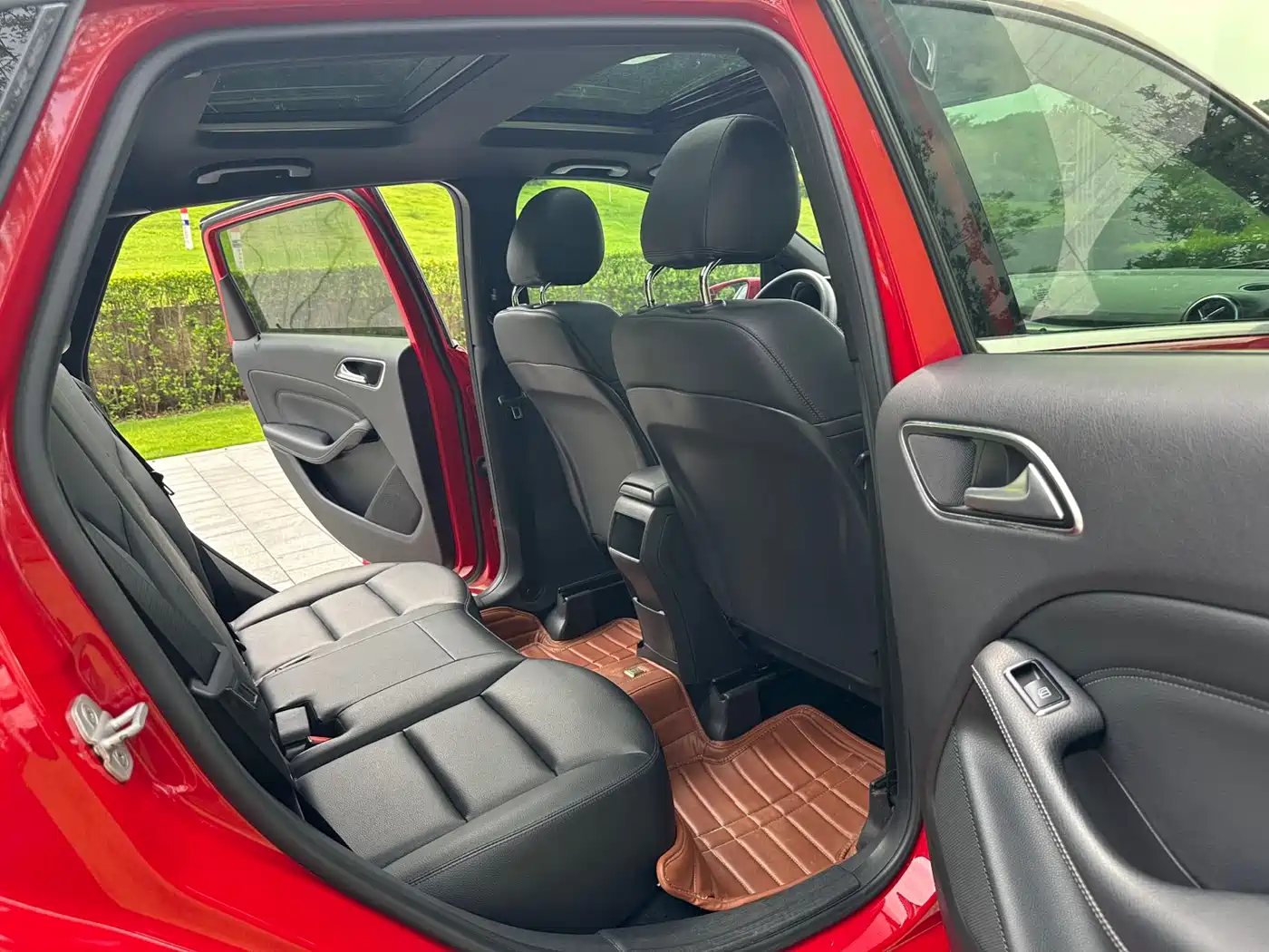 Mercedes-Benz B-Class 2012 B 180 фото 13