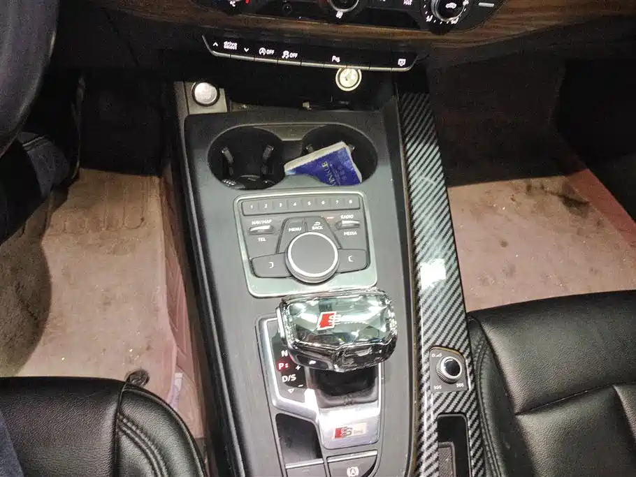 Audi A4L 2018 30th Anniversary 40 TFSI Progressive фото 15