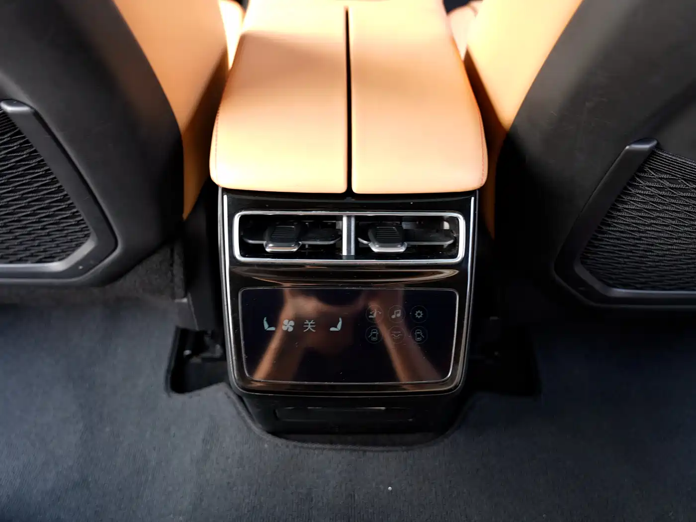 ZEEKR EXTREME KRYPTON 001