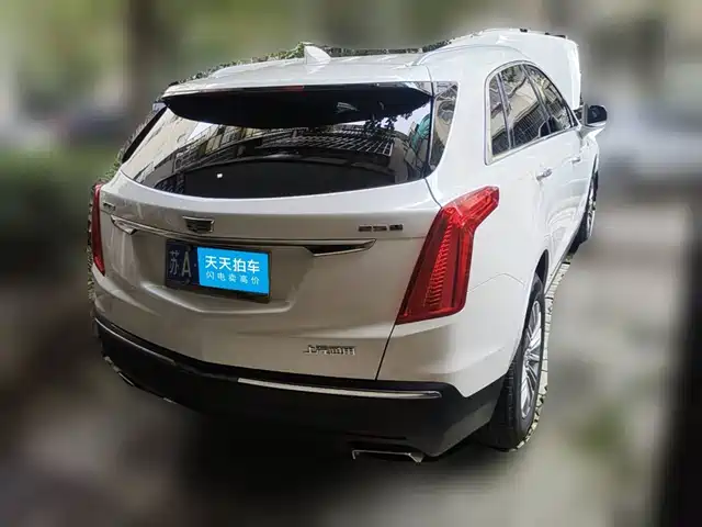 Cadillac XT5 2017 Anniversary Edition 25T Luxury — фото 2