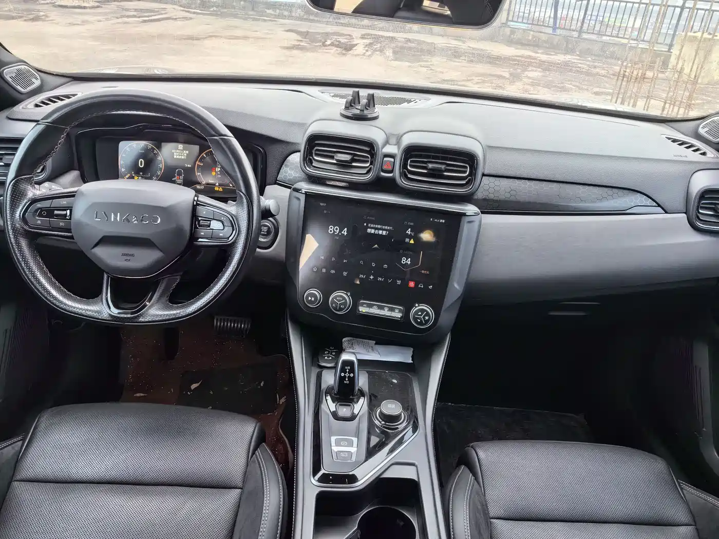 Lynk & Co 03 2018 1.5TD DCT Power Pro Version China V фото 6