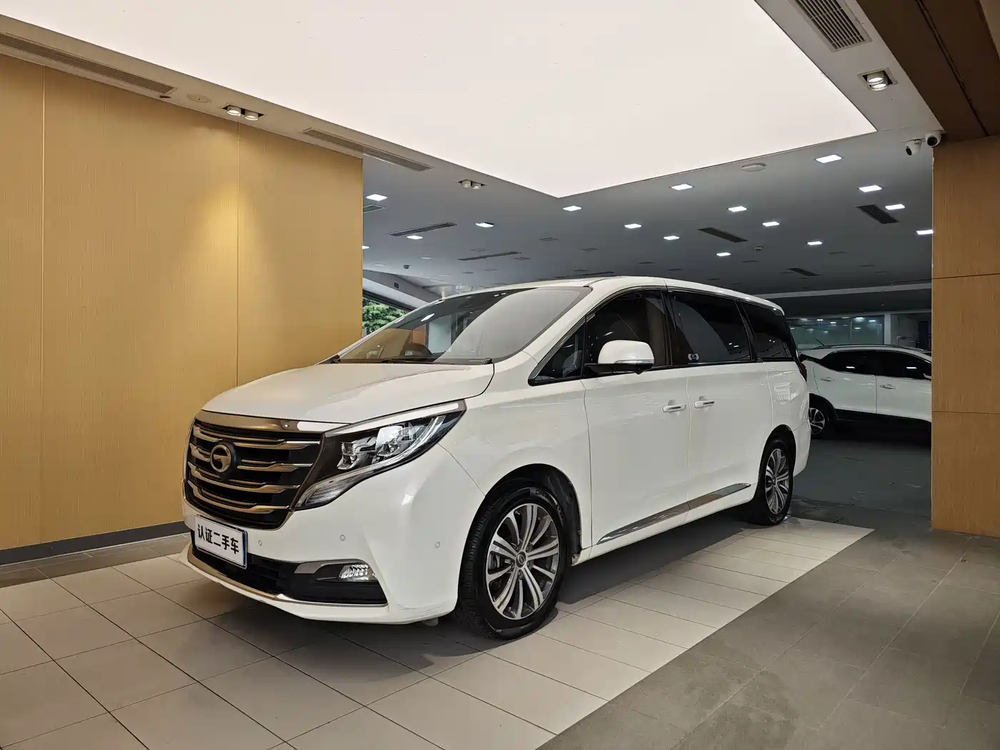 GAC Trumpchi Trumpchi M8 2018 320T Flagship Edition