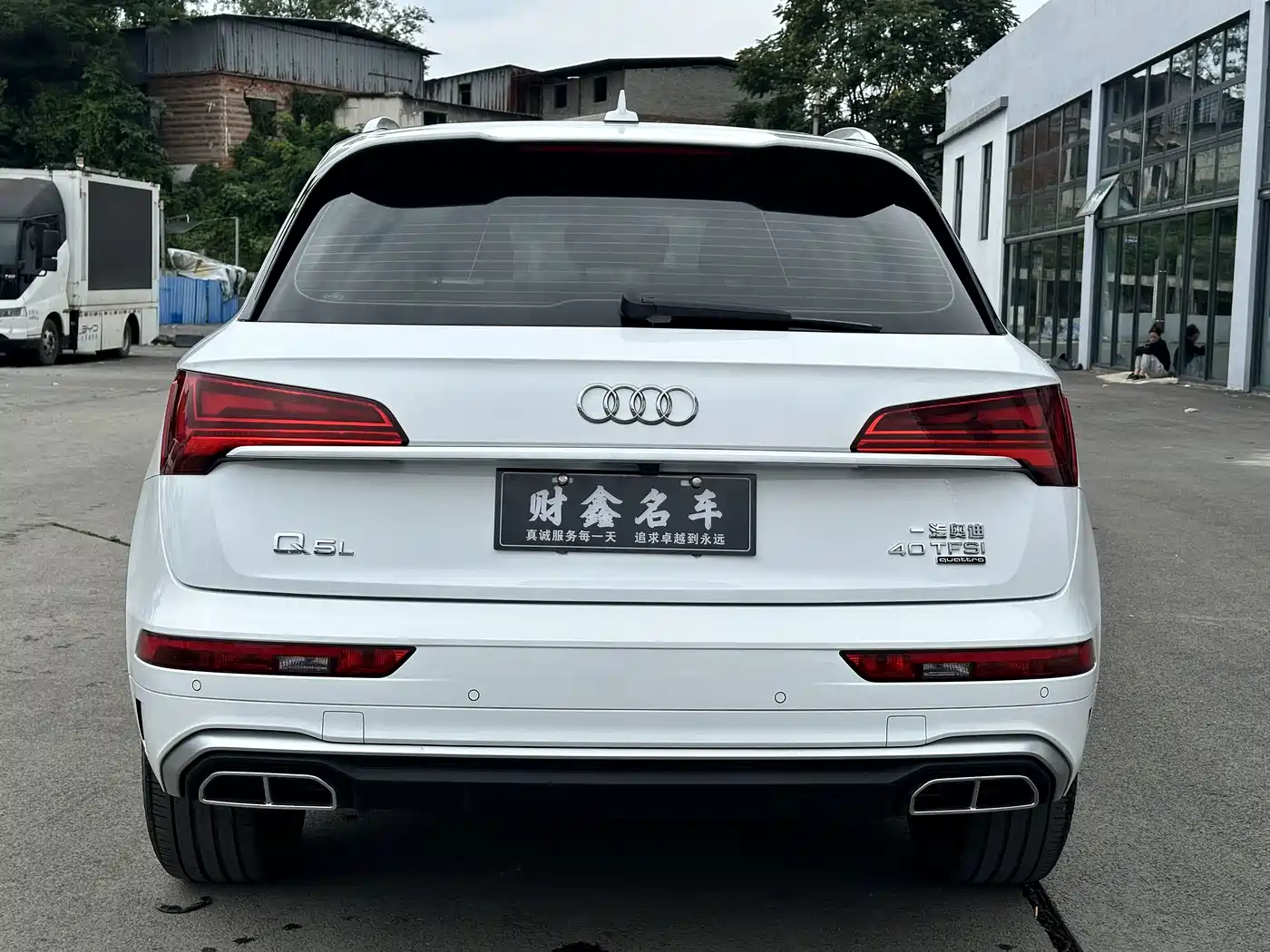 Audi Q5L 2024 Model 40 TFSI Fashion Dynamic фото 10