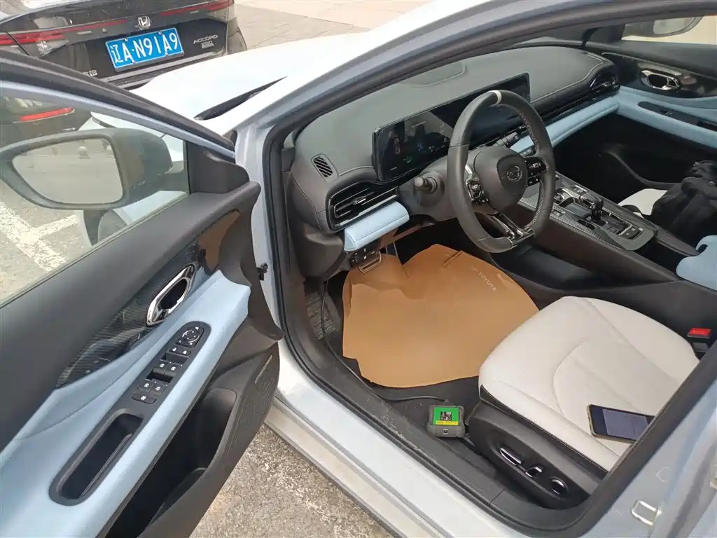 GAC Trumpchi Trumpchi Emkoo 2023 Shadow Leopard H Smart Hybrid фото 16