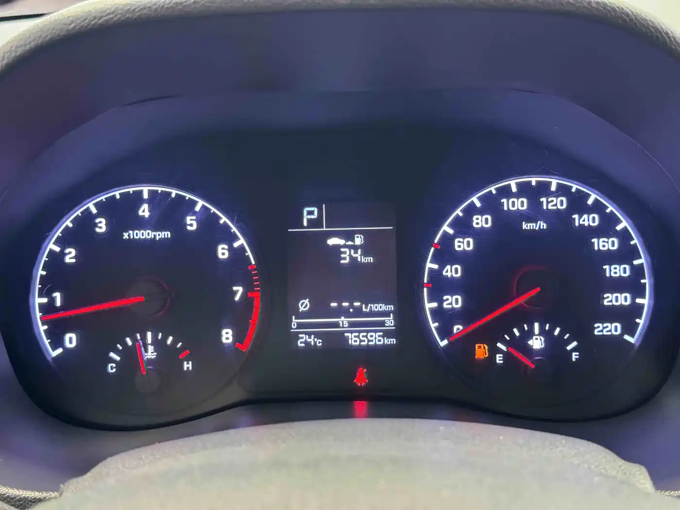 Hyundai Verna 2016 1.4L Automatic Cool Edition GLS фото 13