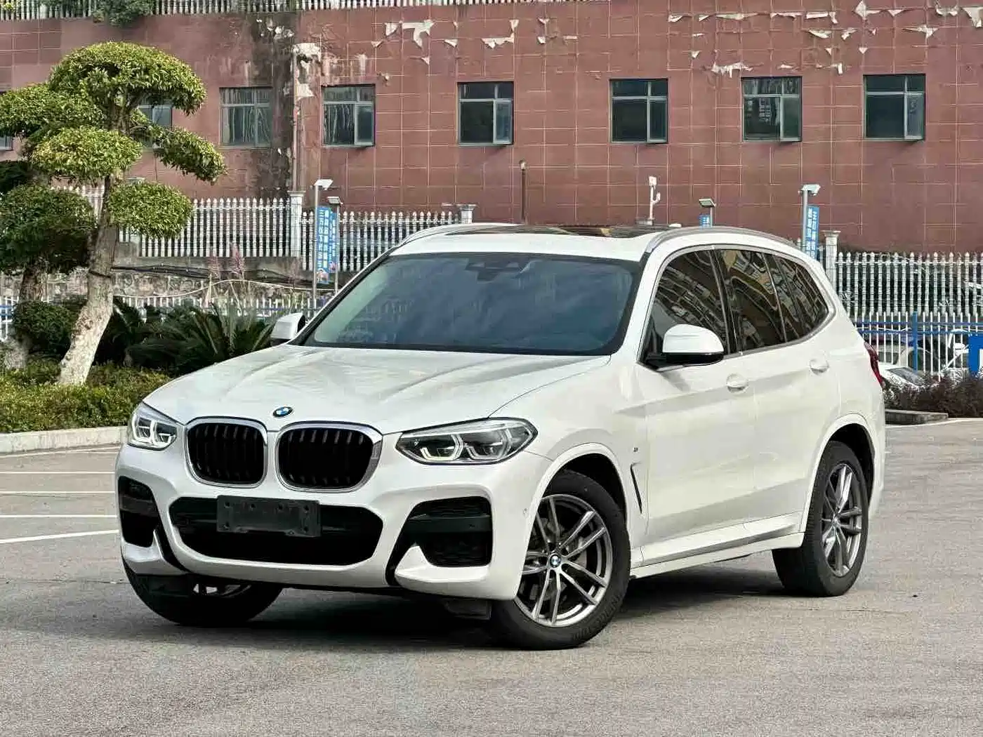 Photo 1 - BMW X3