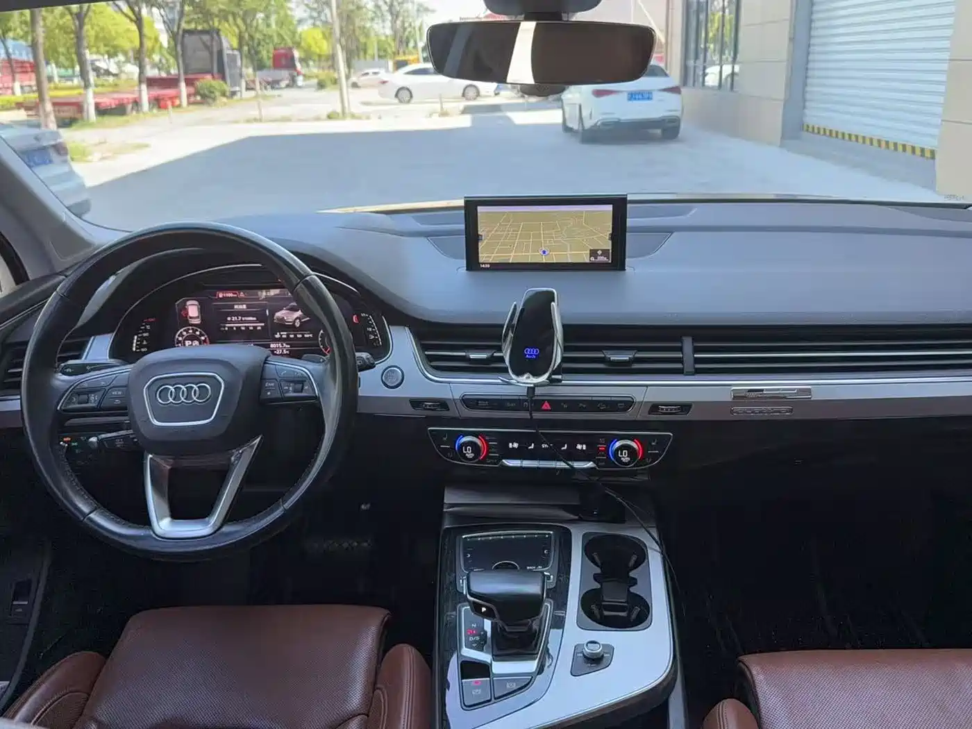 AUDI Q7