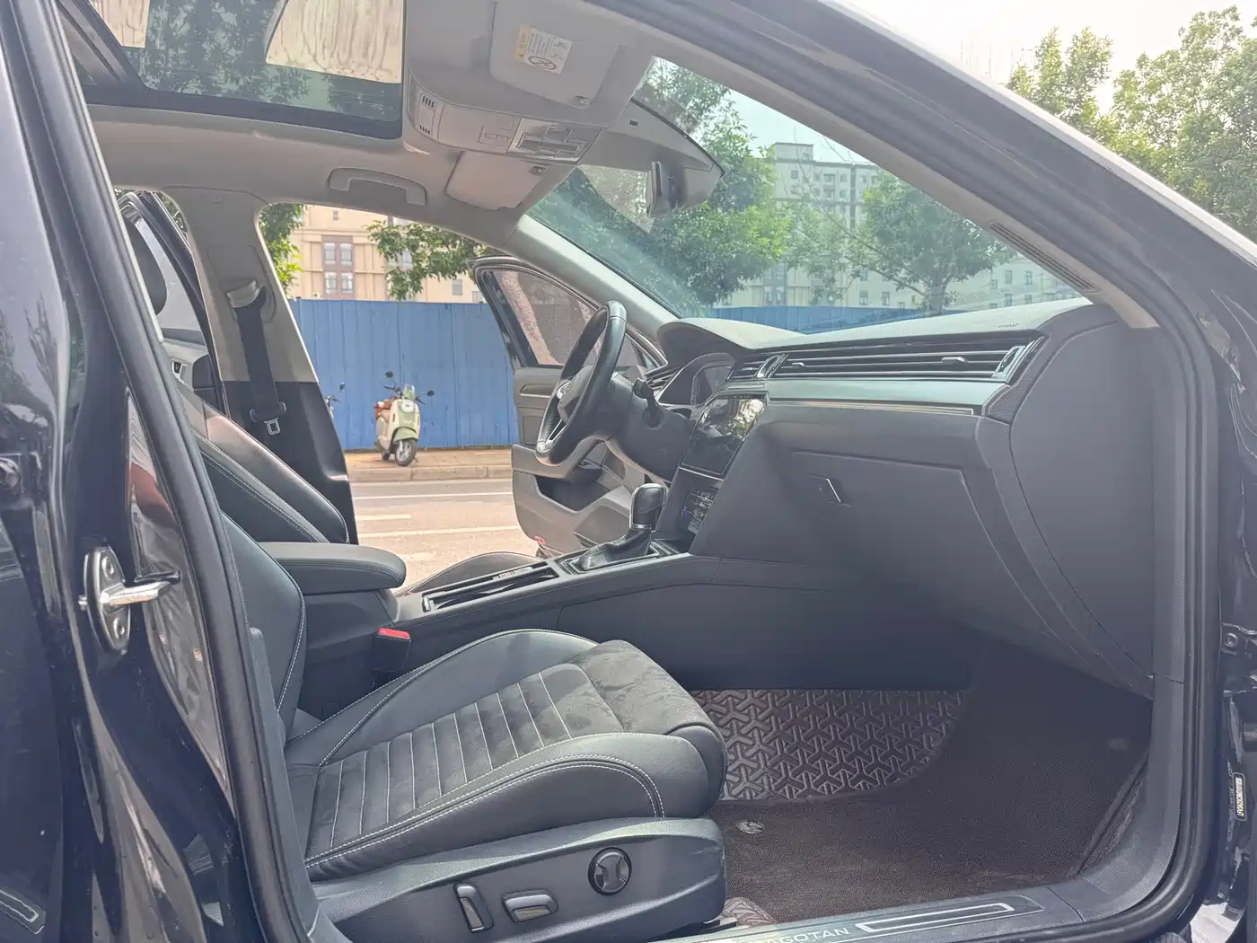 Volkswagen Magotan 2020 380TSI DSG Luxury фото 8