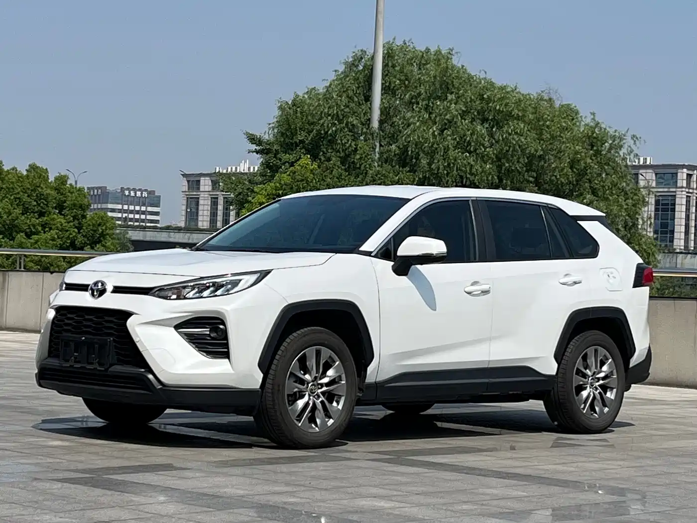 Toyota Wildlander 2023 2.0L CVT FWD LE