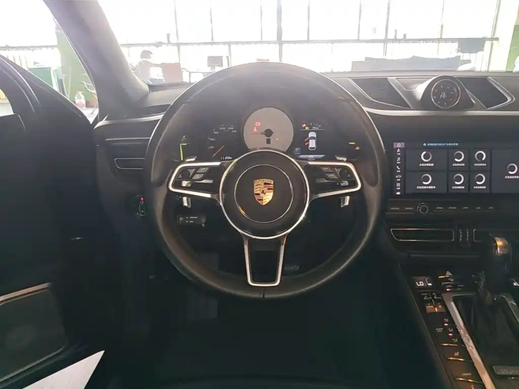 Porsche Macan 2018 Macan S 3.0T фото 11