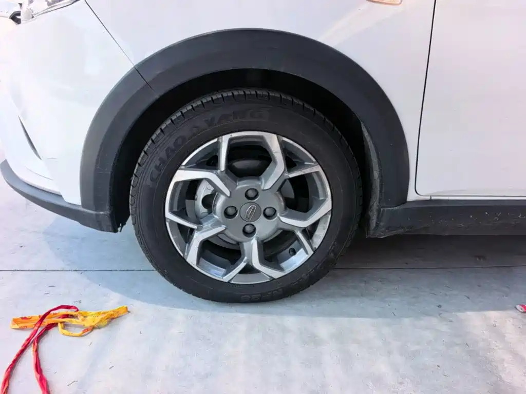 Geely Yuanjing X1 2018 2017 1.3L Auto Player Edition