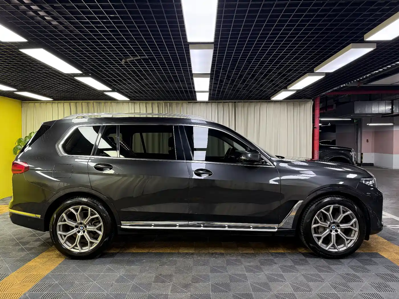 BMW X7 2019 xDrive40i Leading Luxury Package фото 15