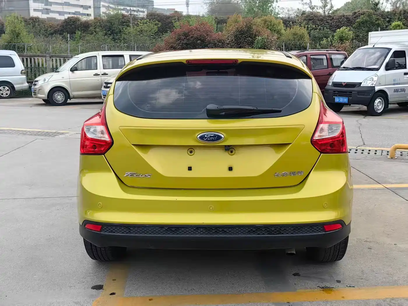 Photo 11 - Ford Focus