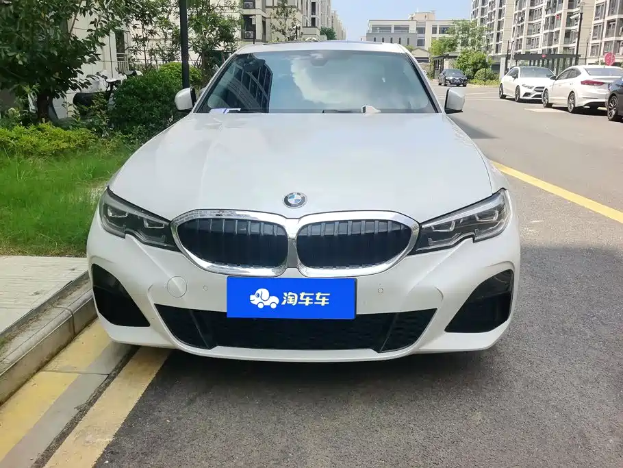 Фото 2 - BMW 3 Series