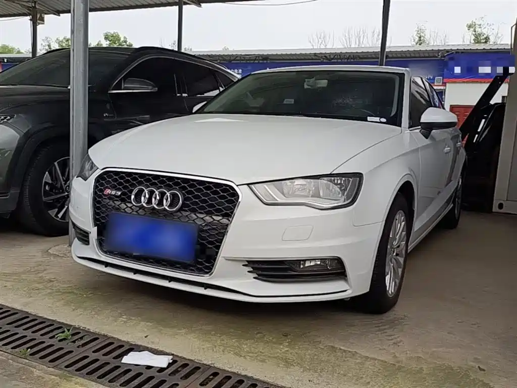 Audi A3 2016 Limousine 35 TFSI Progressive фото 2