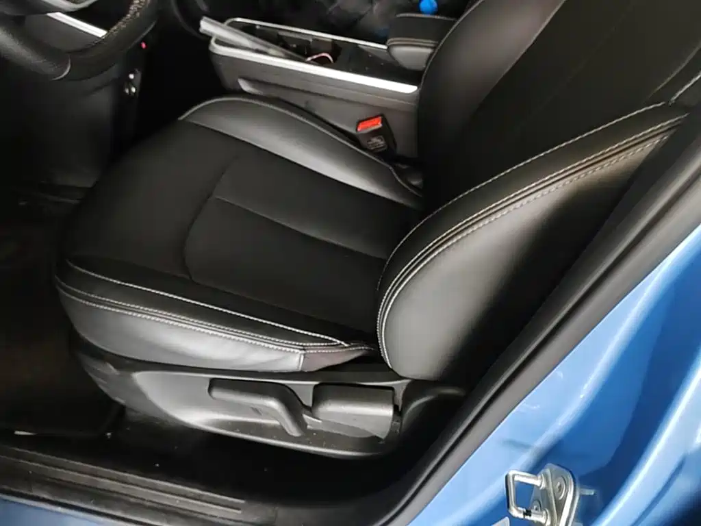 Nezha Auto Nezha V 2023 2022 Trend 400 Lite