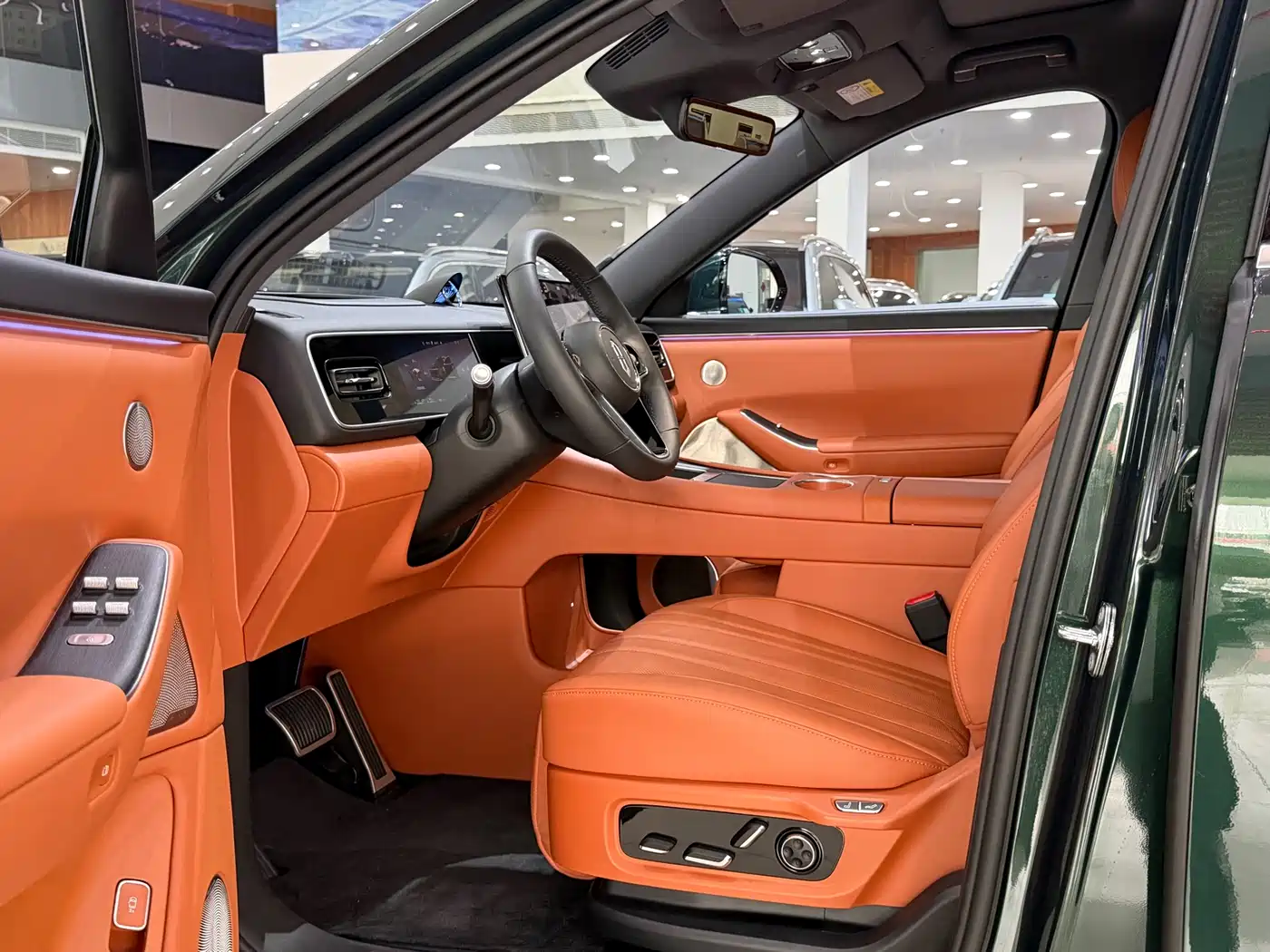 AITO Wenjie AITO M7 2026 Extended Range Ultra AWD 5-Seater фото 9