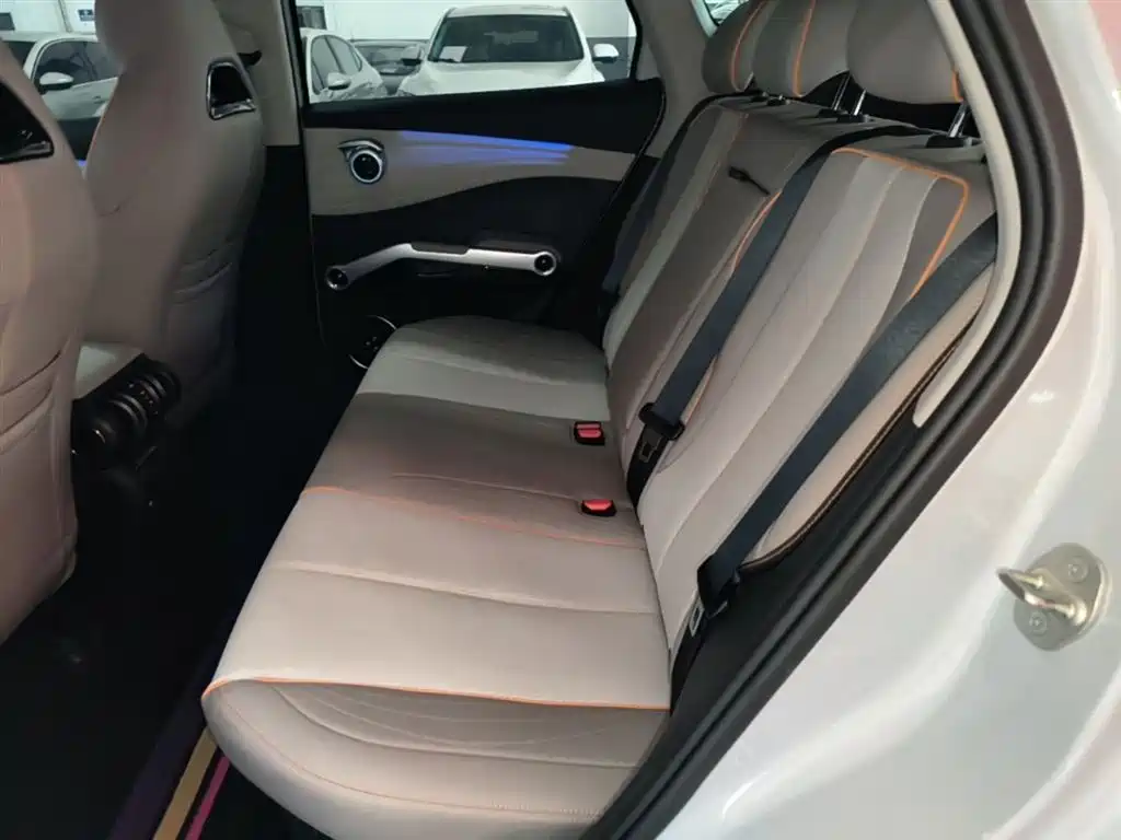 BYD Yuan PLUS 2024 Glory Edition 510KM Leading фото 17