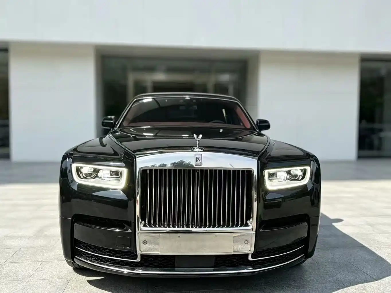 2022 Rolls-Royce Phantom