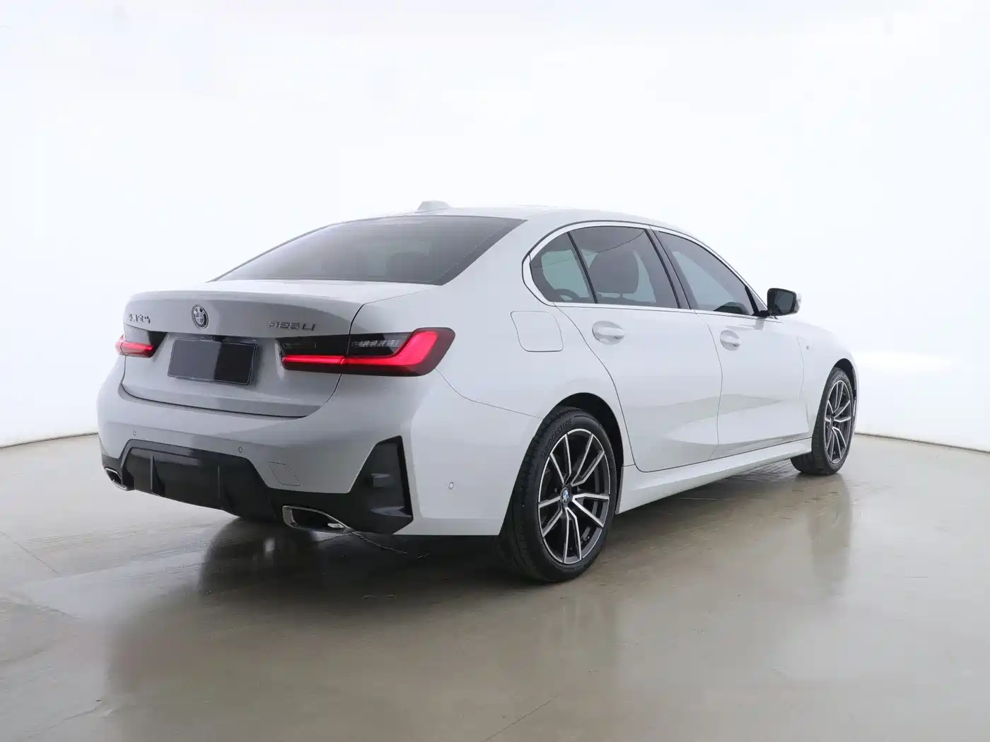 BMW 3 Series 2024 325Li M Sport Package фото 6