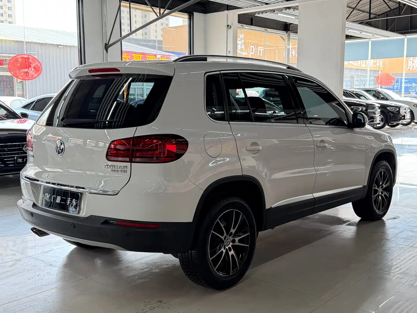 Volkswagen Tiguan 2016 Model 300TSI Automatic 2WD Luxury Edition фото 4