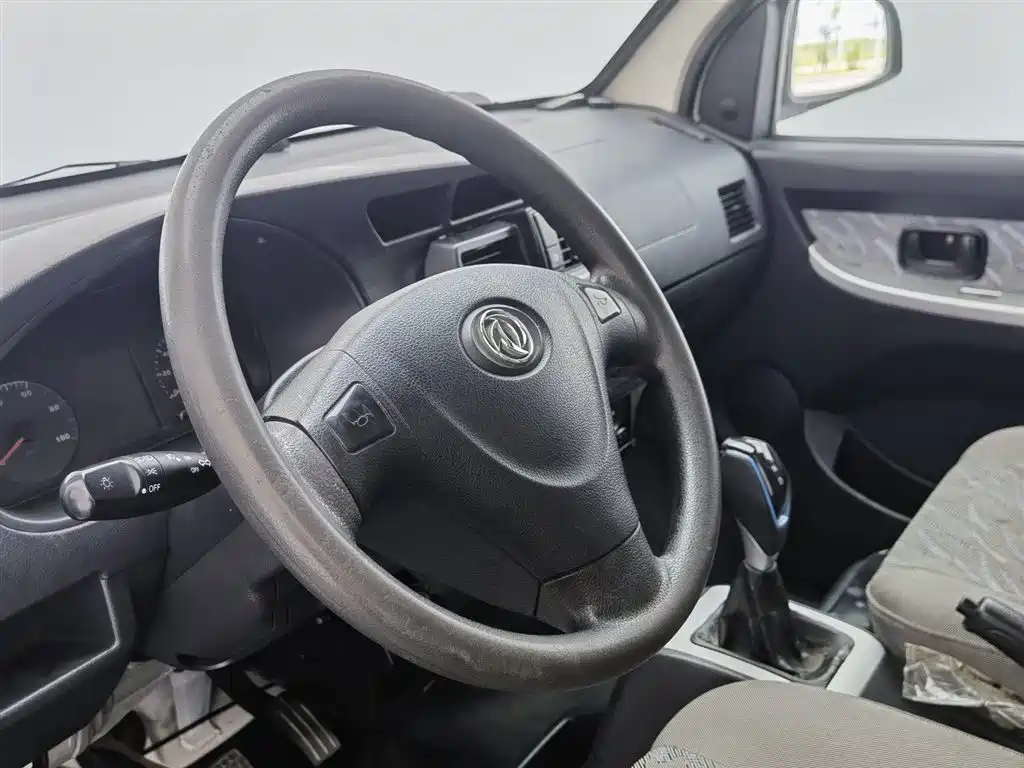 Dongfeng Ruitaite EM10