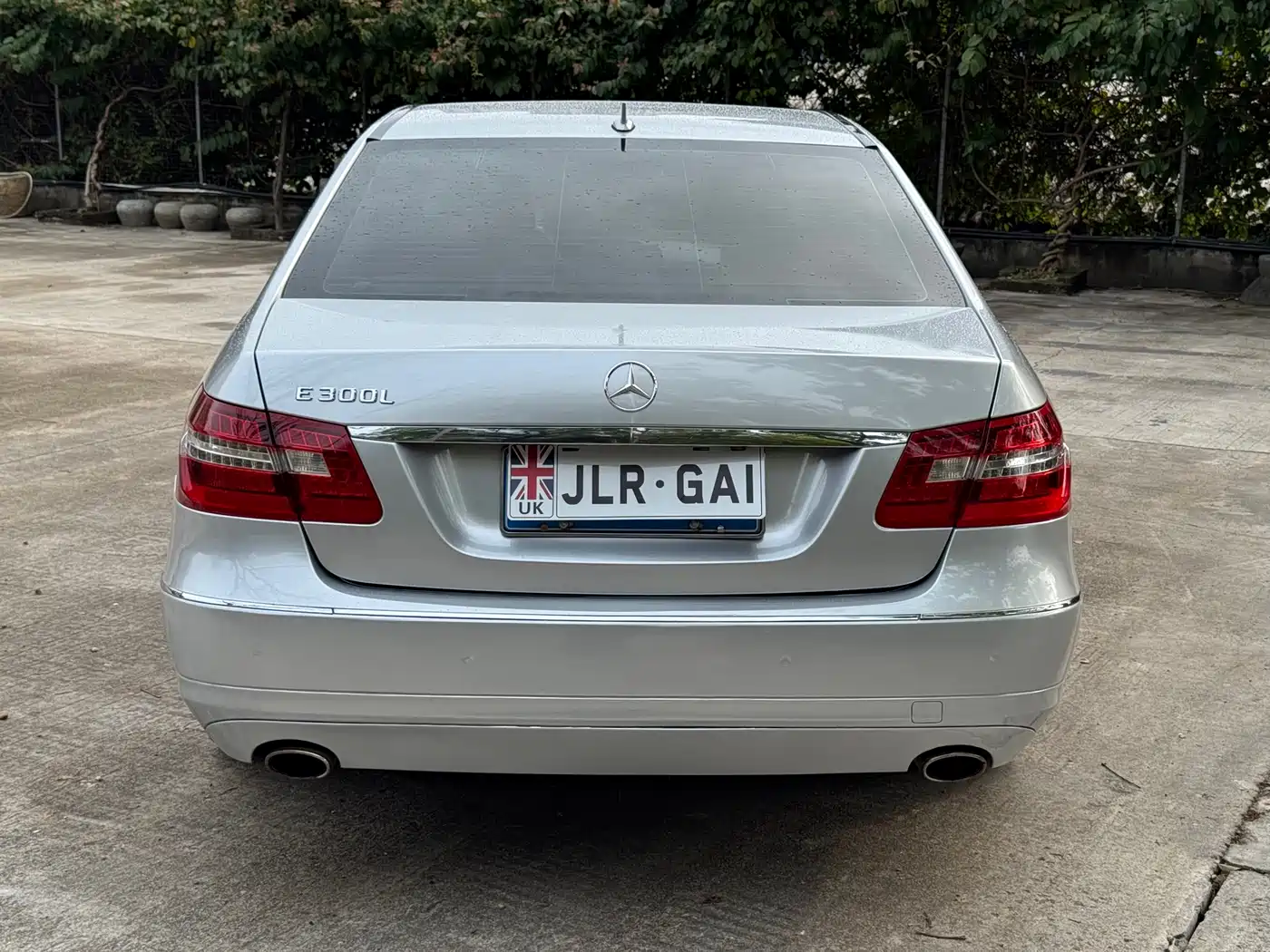 Mercedes-Benz E-Class 2012 E 300 L Elegance Model фото 7