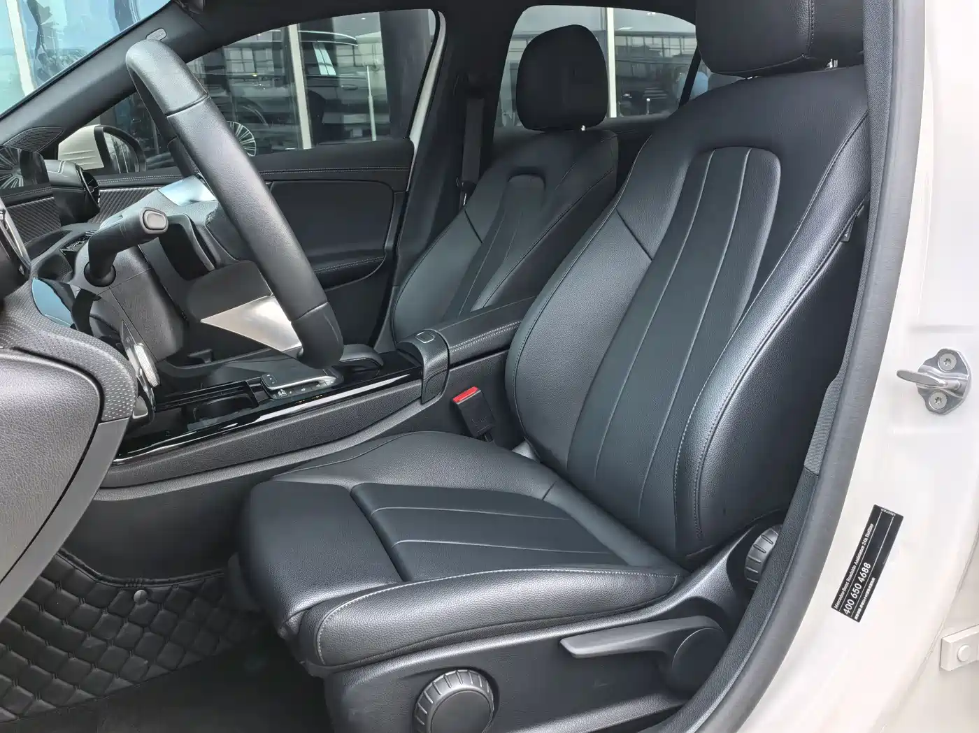 Mercedes-Benz A-Class 2023 A 200 L Dynamic фото 8