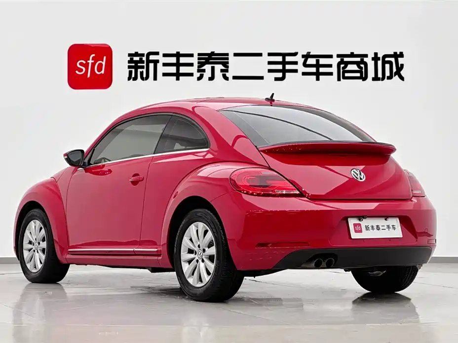 Volkswagen Beetle 2014 1.4TSI Fashion Edition фото 6
