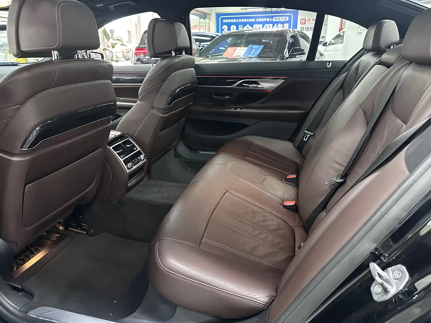 BMW 7 Series 2018 730Li Leading Type M Sport Package фото 7