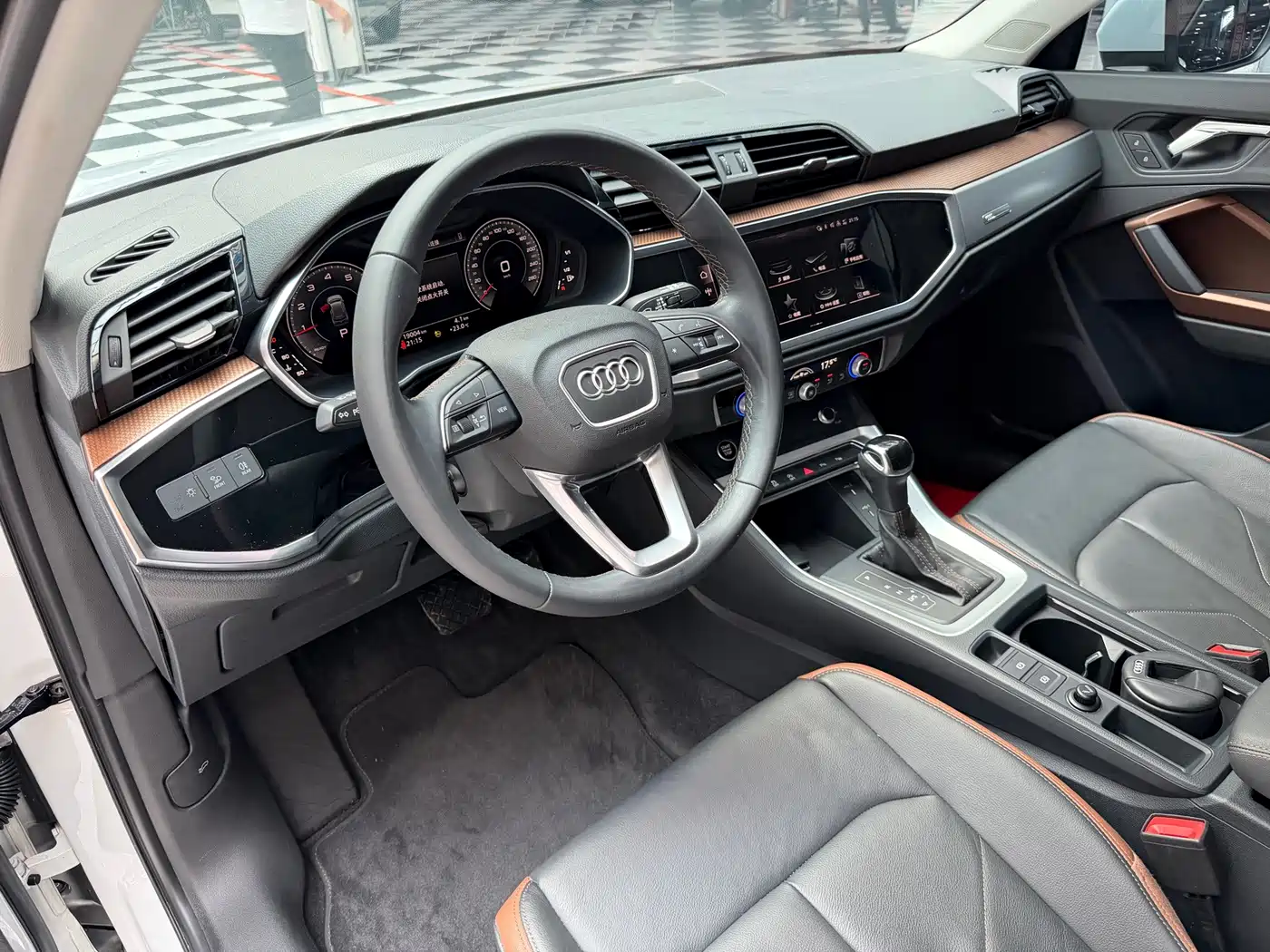 Audi Q3 2023 2023 35 TFSI Fashion Dynamic (1.4T)