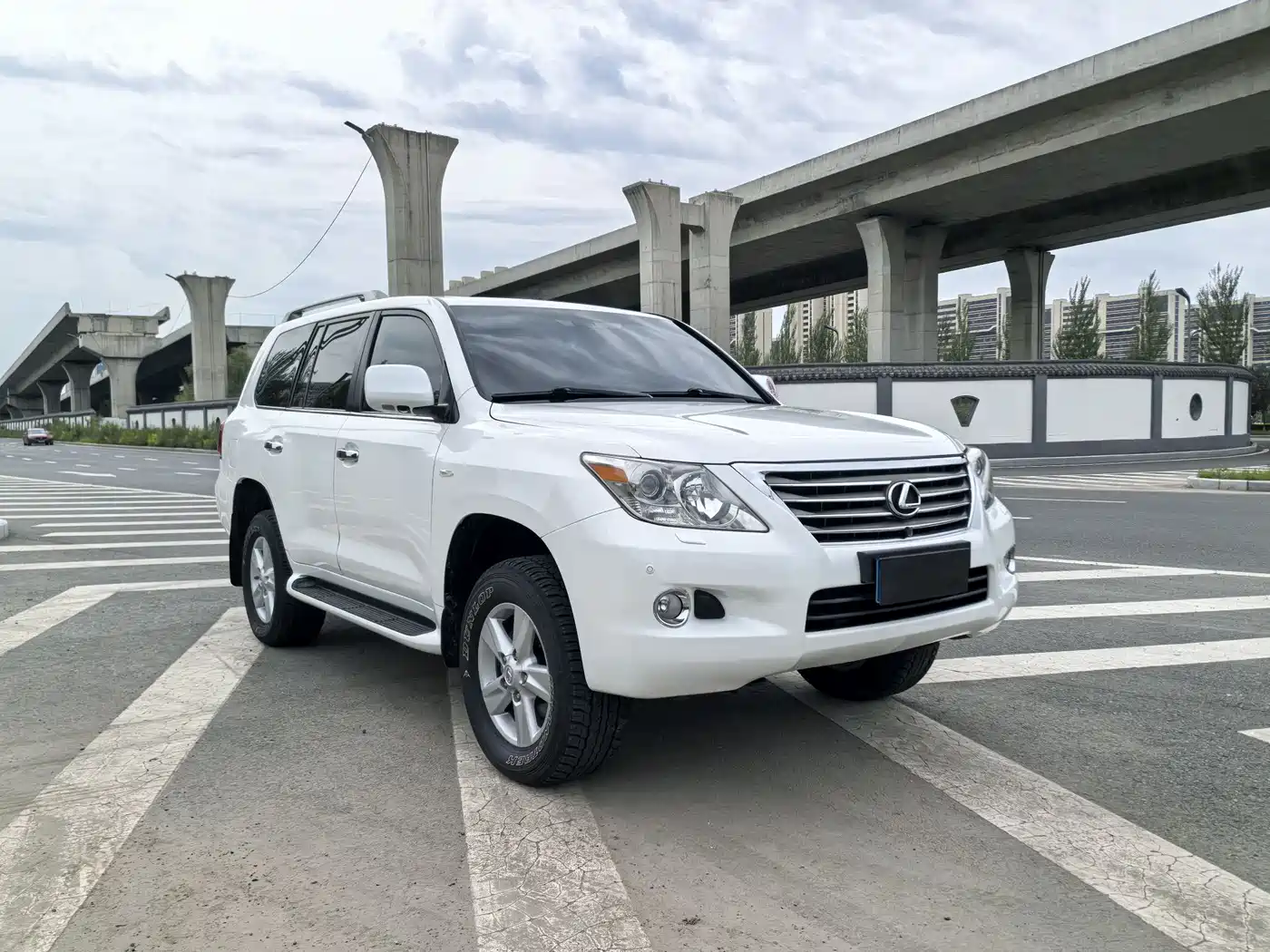 Lexus LX 2009 2009 570